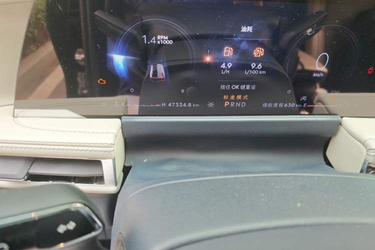 Used Lincoln Corsair 2023 2.0T Two-Wheel-Drive Luxury Edition Odometer Close Up