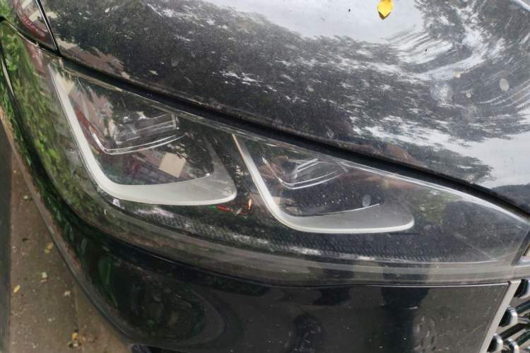 Used Lincoln Corsair 2023 2.0T Two-Wheel-Drive Luxury Edition Right Front Headlight