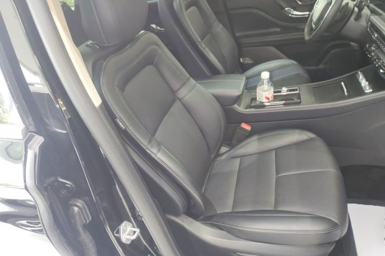 Used Lincoln Corsair 2023 2.0T Two-Wheel Drive Luxury Edition Right Front Seat