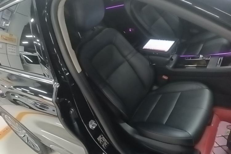 Used Lincoln Corsair 2023 2.0T Two-Wheel Drive Luxury Edition Right Front Seat