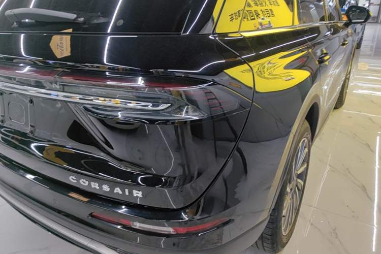 Used Lincoln Corsair 2023 2.0T Two-Wheel-Drive Luxury Edition Right Rear Taillight