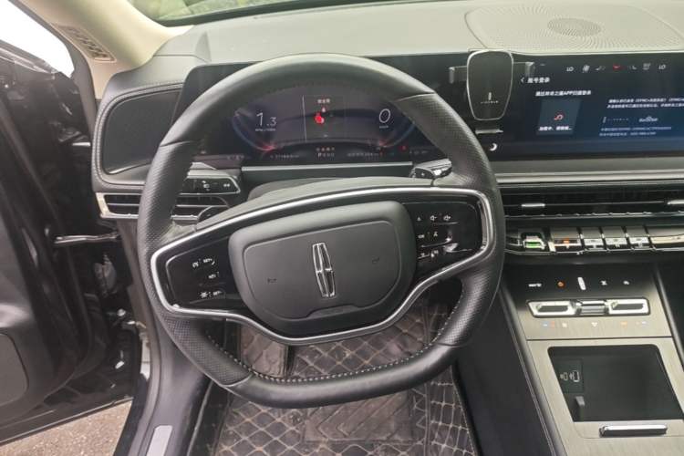 Used Lincoln Corsair 2023 2.0T Two-Wheel Drive Luxury Edition Steering Wheel