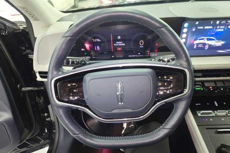 Used Lincoln Corsair 2023 2.0T Two-Wheel Drive Luxury Edition Steering Wheel