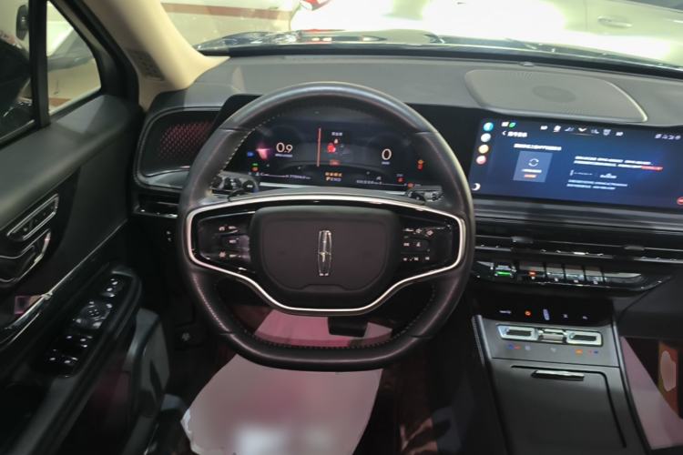 Used Lincoln Corsair 2023 2.0T Two-Wheel Drive Luxury Edition Steering Wheel