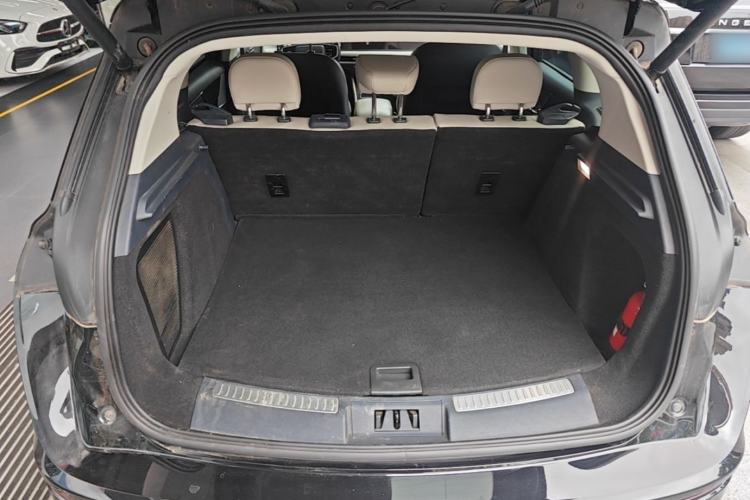 Used Lincoln Corsair 2023 2.0T Two-Wheel Drive Luxury Edition Trunk