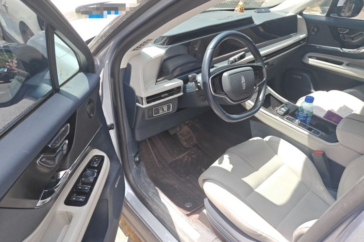 Used Lincoln Corsair 2023 2.0T All-Wheel-Drive Prestige Version Driver Seat