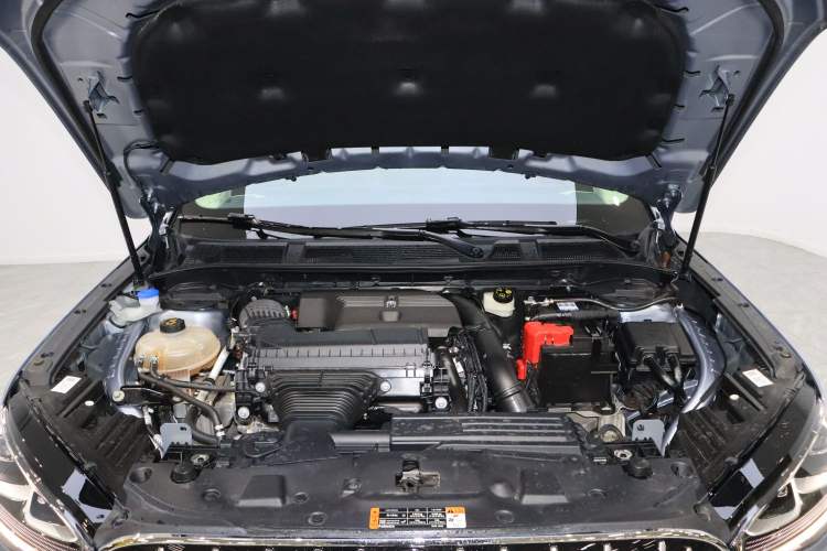 Used Lincoln Corsair 2023 2.0T Two-Wheel-Drive Luxury Edition Engine Bay
