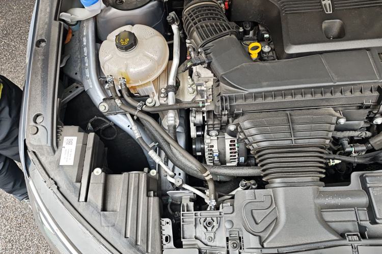 Used Lincoln Corsair 2023 2.0T Two-Wheel Drive Luxury Edition Engine Bay Right