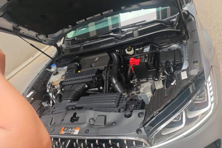 Used Lincoln Corsair 2023 2.0T Two-Wheel Drive Luxury Edition Engine Bay