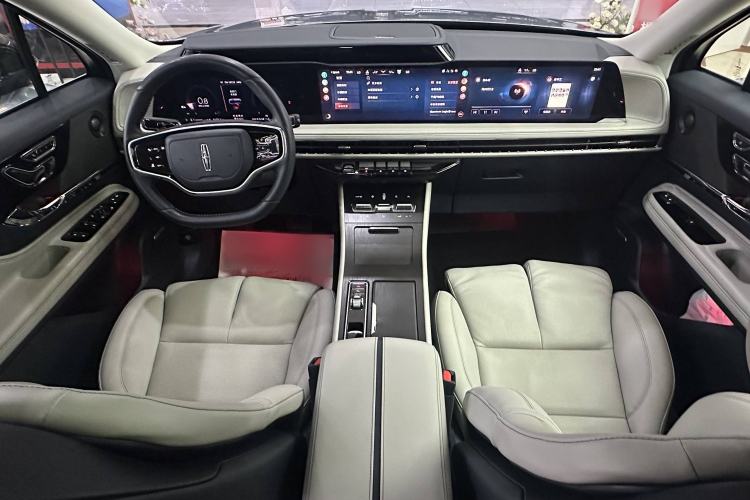 Used Lincoln Corsair 2023 2.0T All-Wheel-Drive Prestige Version Interior 1