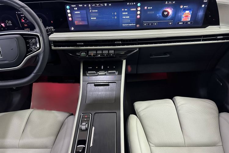 Used Lincoln Corsair 2023 2.0T All-Wheel-Drive Prestige Version Interior 2