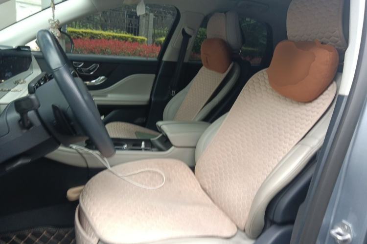 Used Lincoln Corsair 2023 2.0T Two-Wheel Drive Luxury Edition Left Front Seat