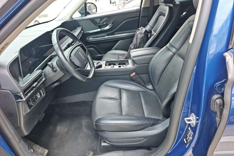 Used Lincoln Corsair 2023 2.0T Four-Wheel Drive Luxury Edition Left Front Seat