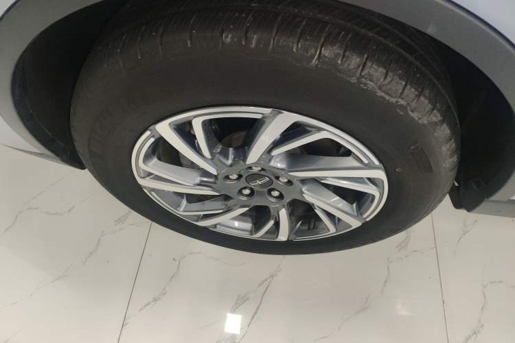 Used Lincoln Corsair 2023 2.0T Two-Wheel Drive Luxury Edition Left Front Wheel Hub