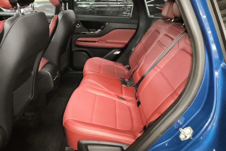 Used Lincoln Corsair 2023 2.0T Four-Wheel Drive Luxury Edition Left Rear Seat