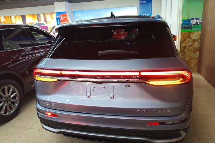 Used Lincoln Corsair 2023 2.0T Two-Wheel Drive Luxury Edition Rear