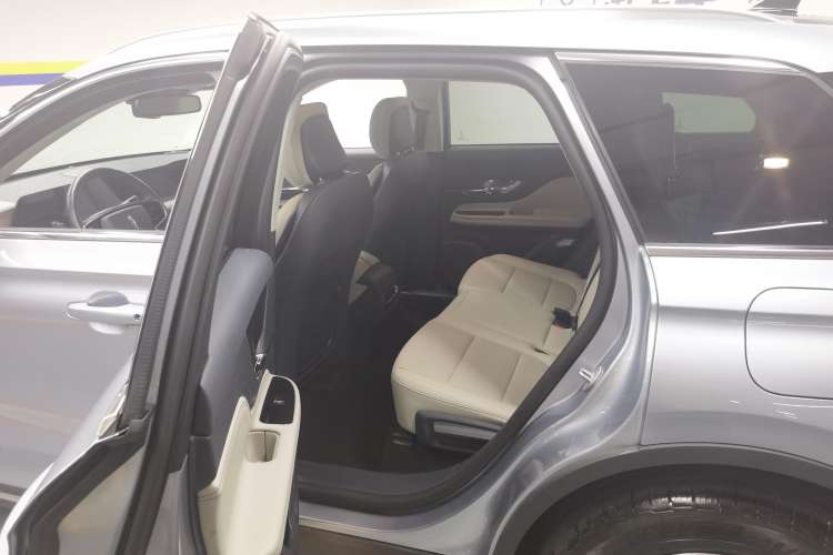 Used Lincoln Corsair 2023 2.0T Two-Wheel Drive Luxury Edition Right Rear Seat