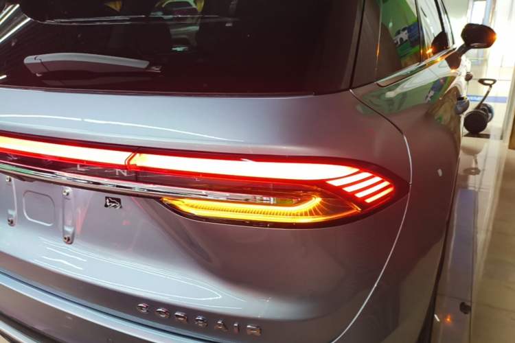Used Lincoln Corsair 2023 2.0T Two-Wheel Drive Luxury Edition Right Rear Taillight