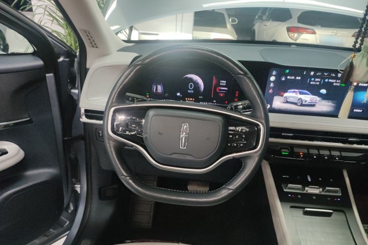 Used Lincoln Corsair 2023 2.0T Two-Wheel Drive Luxury Edition Steering Wheel
