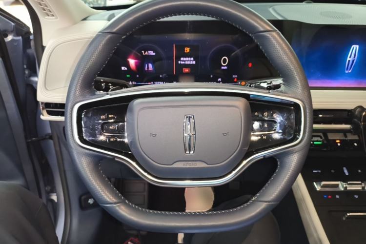 Used Lincoln Corsair 2023 2.0T Two-Wheel Drive Luxury Edition Steering Wheel