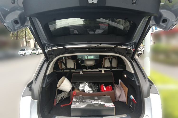 Used Lincoln Corsair 2023 2.0T Two-Wheel Drive Luxury Edition Trunk