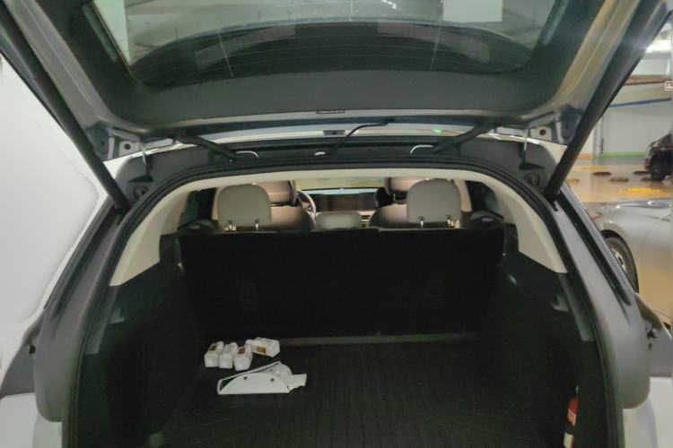 Used Lincoln Corsair 2023 2.0T Two-Wheel Drive Luxury Edition Trunk
