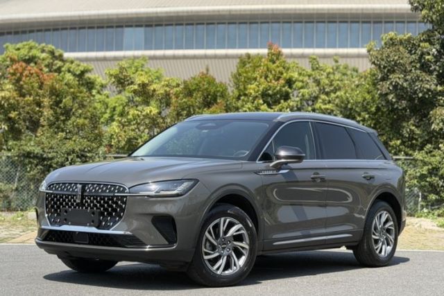 Used Lincoln Corsair 2023 2.0T Two-Wheel Drive Luxury Edition
