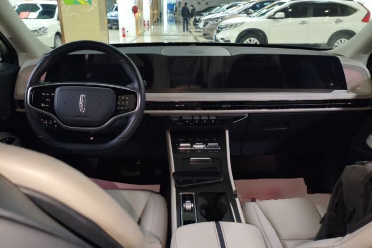 Used Lincoln Corsair 2023 2.0T Two-Wheel-Drive Luxury Edition Center Console