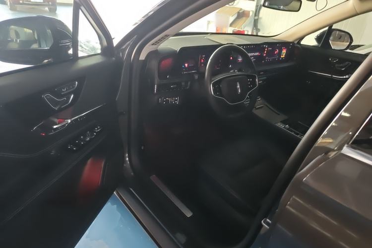 Used Lincoln Corsair 2023 2.0T Two-Wheel Drive Luxury Edition Driver Seat