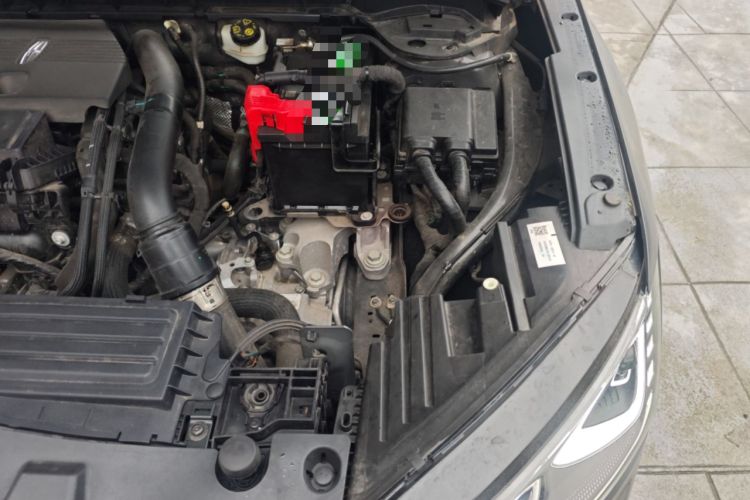 Used Lincoln Corsair 2023 2.0T Two-Wheel Drive Luxury Edition Engine Bay Left