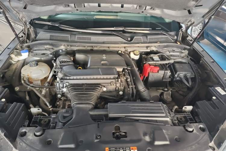 Used Lincoln Corsair 2023 2.0T Two-Wheel Drive Luxury Edition Engine Bay