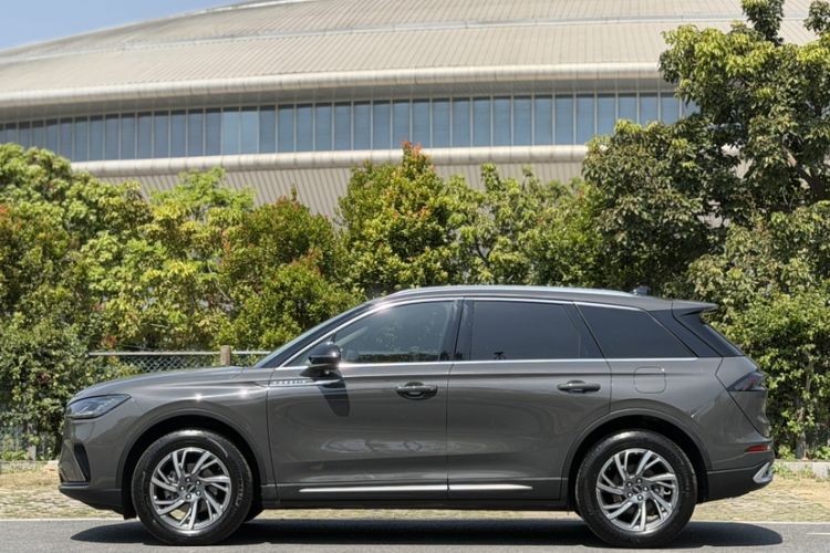 Used Lincoln Corsair 2023 2.0T Two-Wheel Drive Luxury Edition Exterior 3