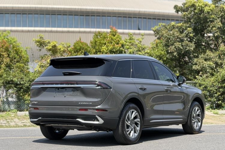 Used Lincoln Corsair 2023 2.0T Two-Wheel Drive Luxury Edition Exterior 9