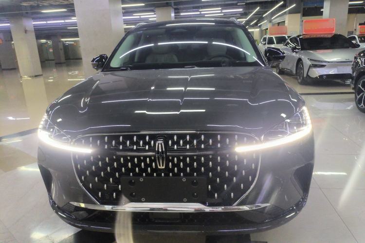 Used Lincoln Corsair 2023 2.0T Two-Wheel-Drive Luxury Edition Front