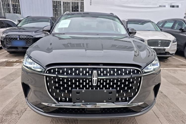 Used Lincoln Corsair 2023 2.0T All-Wheel-Drive Prestige Version Front