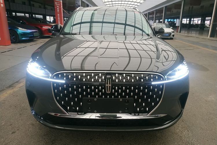 Used Lincoln Corsair 2023 2.0T Two-Wheel Drive Luxury Edition Front
