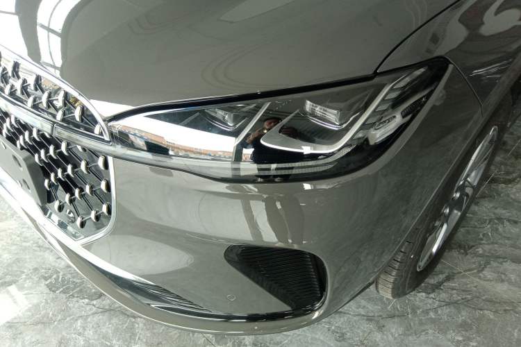 Used Lincoln Corsair 2023 2.0T Two-Wheel Drive Luxury Edition Left Front Headlight