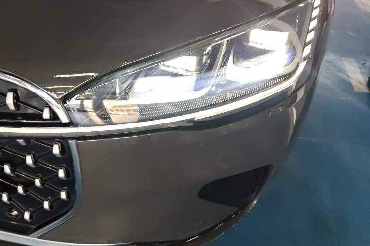 Used Lincoln Corsair 2023 2.0T Two-Wheel Drive Luxury Edition Left Front Headlight