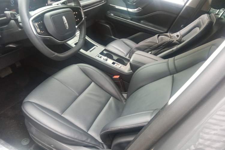 Used Lincoln Corsair 2023 2.0T Two-Wheel-Drive Luxury Edition Left Front Seat