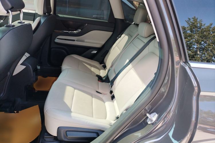Used Lincoln Corsair 2023 2.0T Two-Wheel Drive Luxury Edition Left Rear Seat