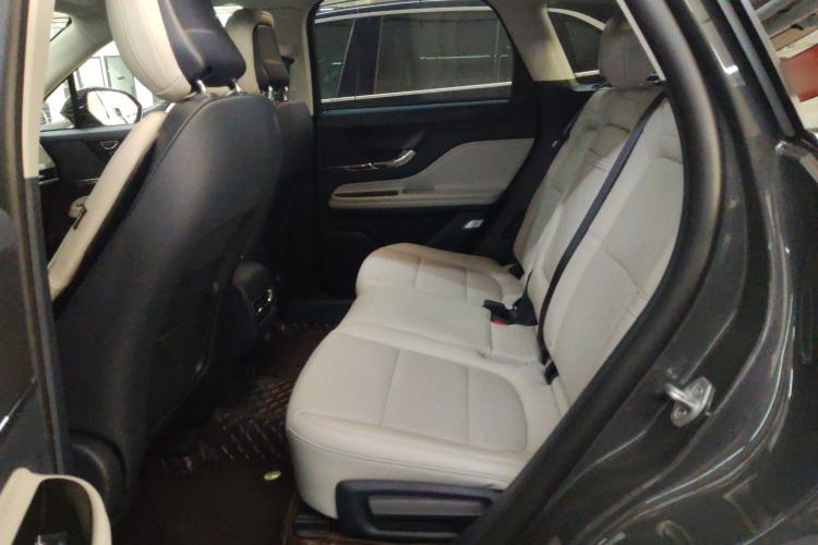 Used Lincoln Corsair 2023 2.0T Two-Wheel Drive Luxury Edition Left Rear Seat