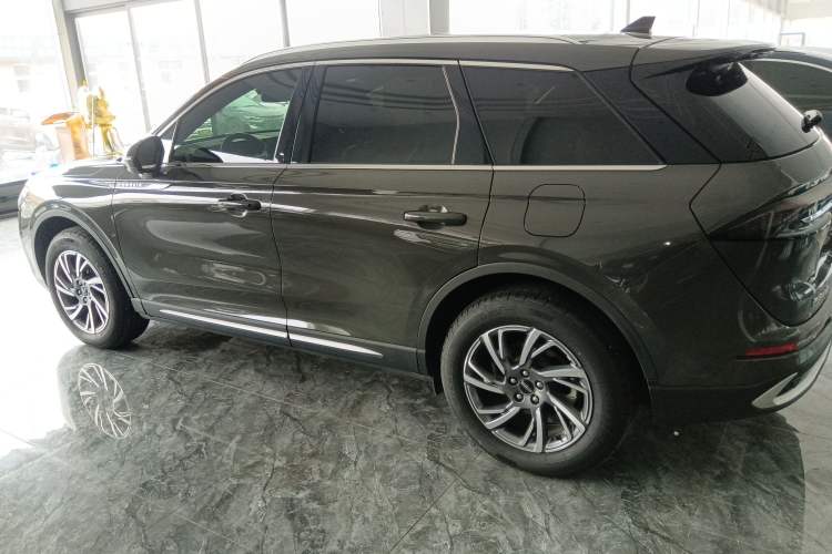 Used Lincoln Corsair 2023 2.0T Two-Wheel Drive Luxury Edition Left Side