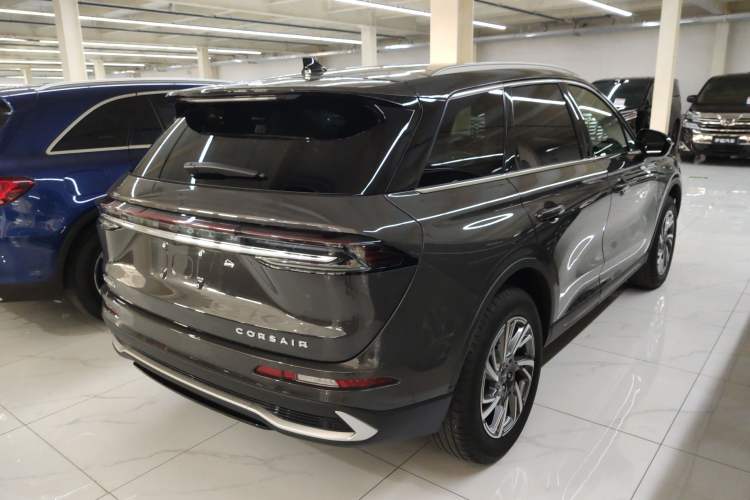 Used Lincoln Corsair 2023 2.0T Two-Wheel Drive Luxury Edition Rear Right 45 Deg