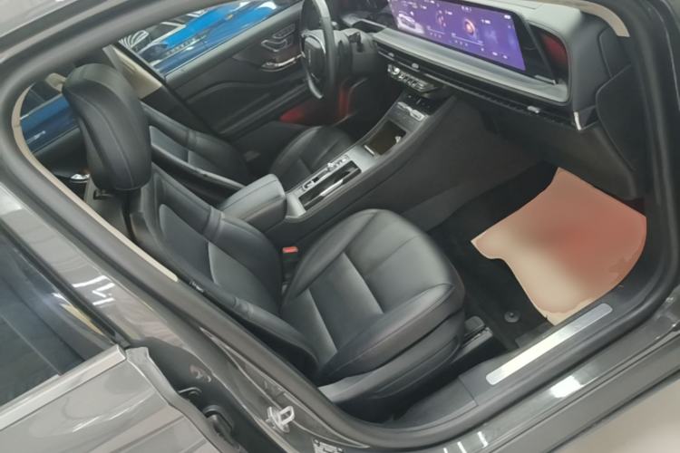 Used Lincoln Corsair 2023 2.0T Two-Wheel Drive Luxury Edition Right Front Seat