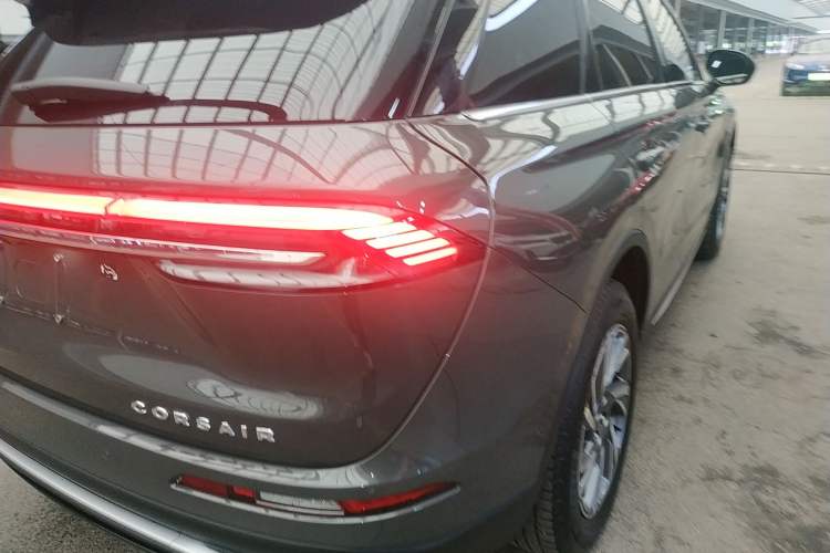 Used Lincoln Corsair 2023 2.0T Two-Wheel Drive Luxury Edition Right Rear Taillight