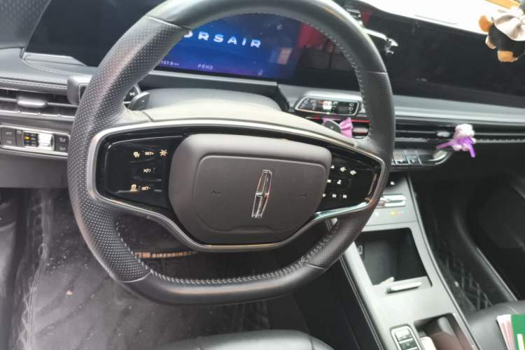 Used Lincoln Corsair 2023 2.0T Two-Wheel-Drive Luxury Edition Steering Wheel