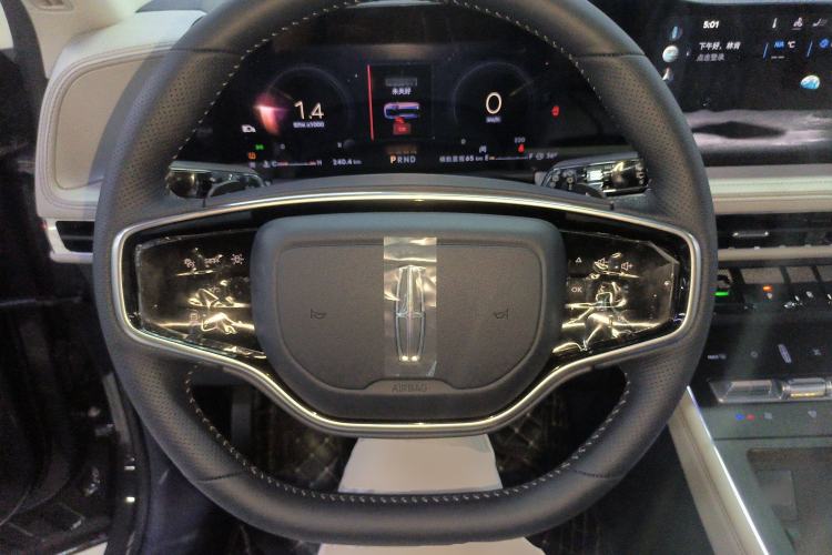 Used Lincoln Corsair 2023 2.0T Two-Wheel-Drive Luxury Edition Steering Wheel
