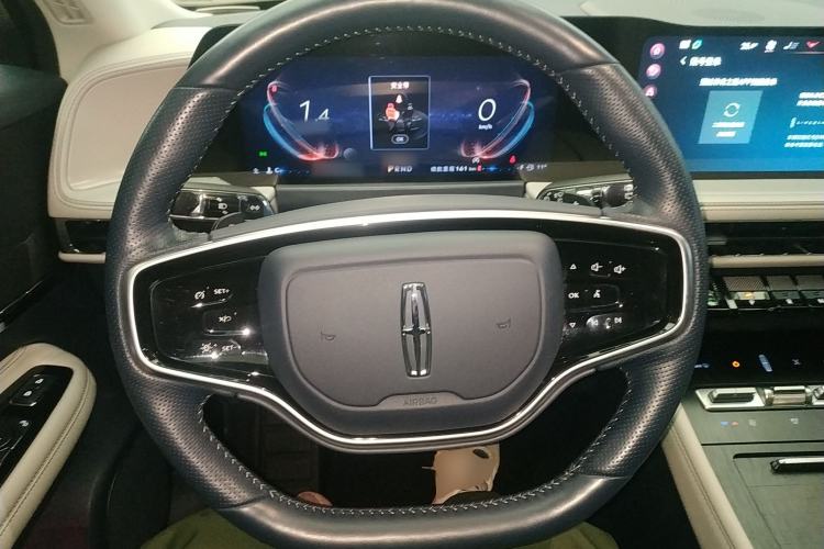 Used Lincoln Corsair 2023 2.0T Two-Wheel Drive Luxury Edition Steering Wheel