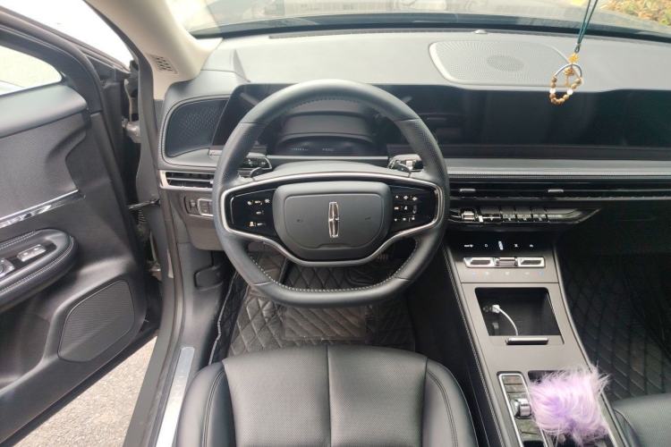 Used Lincoln Corsair 2023 2.0T Two-Wheel Drive Luxury Edition Steering Wheel