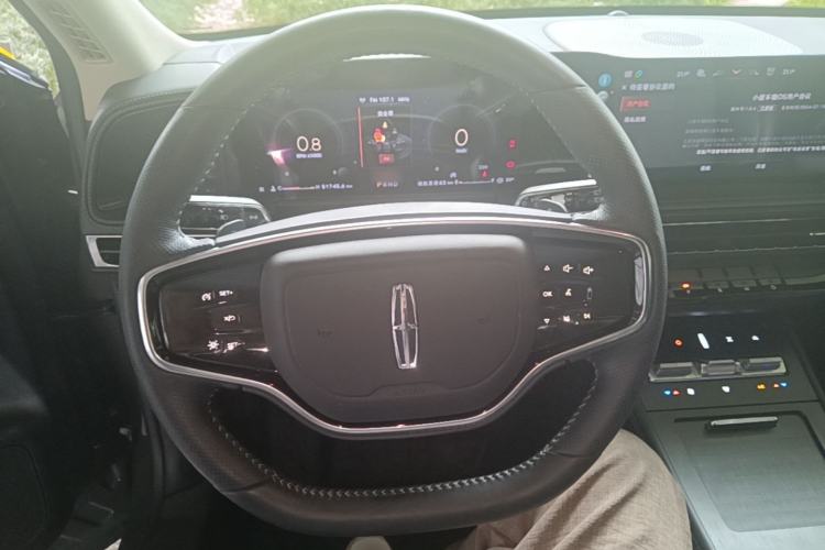 Used Lincoln Corsair 2023 2.0T Two-Wheel Drive Luxury Edition Steering Wheel